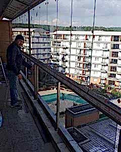 Cam Balkon Tamiri
